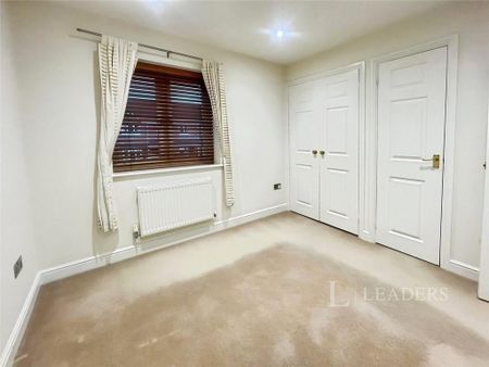 2 bedroom semi-detached house to rent - Photo 2