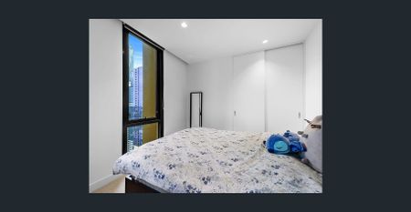 Stunning High-Level City View Apartment in the Heart of Melbourne CBD-Furnished - Photo 3