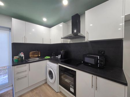 Knockhall Road, Greenhithe DA9, London - Photo 3