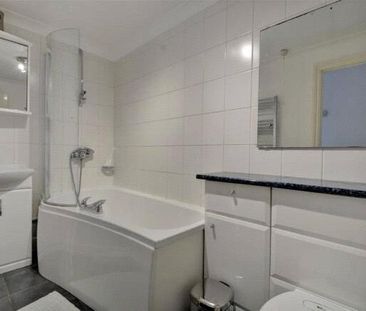 2 bedroom penthouse to rent - Photo 5