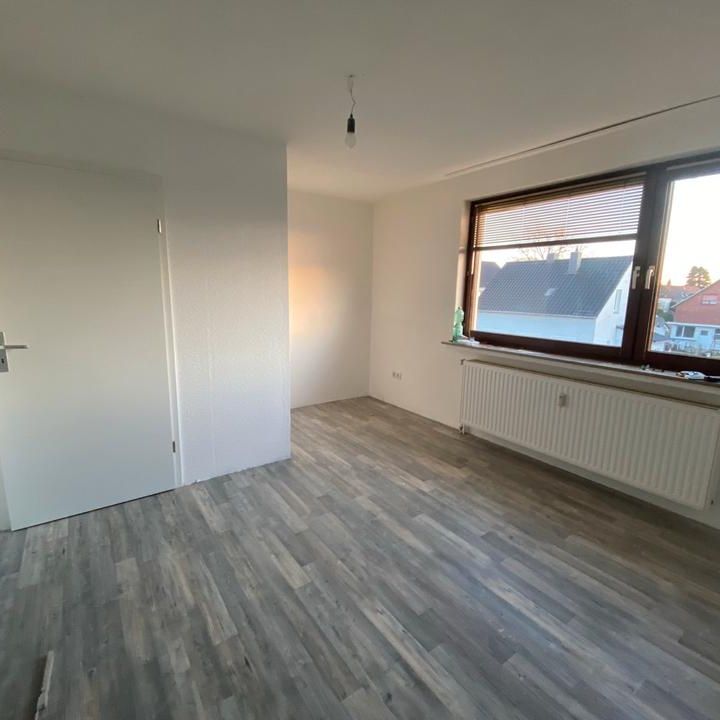 WG Zimmer Delmenhorst Stickgras in 2 FHS - Photo 1