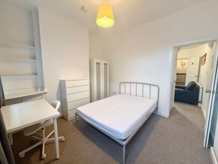 3 bedroom house share to rent - Photo 4