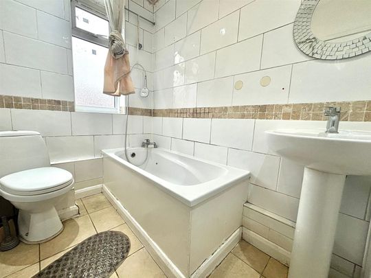 2 bedroom bungalow - detached - Photo 1