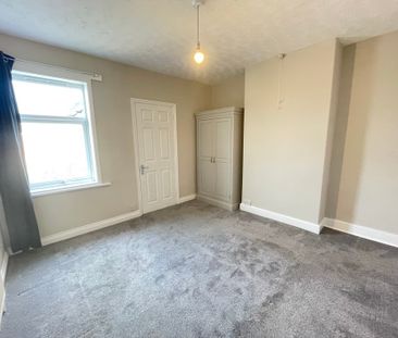 2 bedroom End Terraced House to let - Photo 2