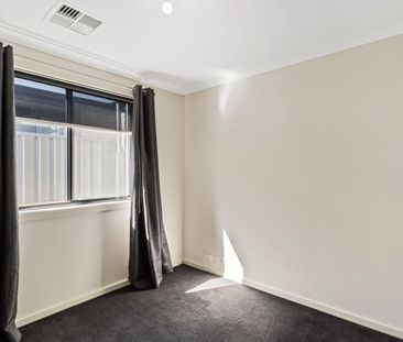 Cute near new family home - Photo 4