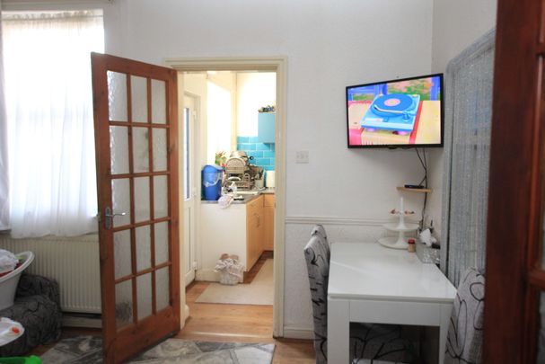 2 Bedroom End Terraced House , Deeside - Photo 1