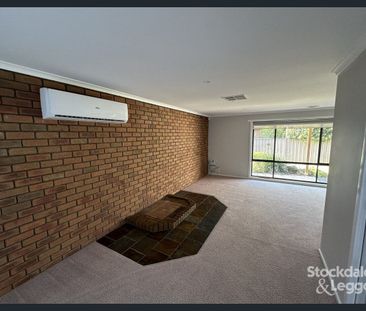 WELL PRESENTED 3 BEDROOM FAMILY HOME - Photo 1