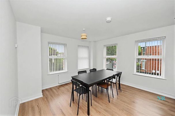 Apt 5, 1 Woodcot Avenue, Belfast, BT5 5HQ - Photo 1