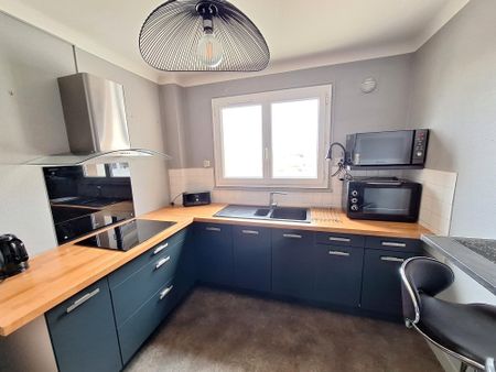 Location Appartement 3 pièces 71m² LES SABLES D OLONNE 85100 - Photo 5