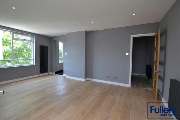 3 bedroom flat to rent - Photo 1