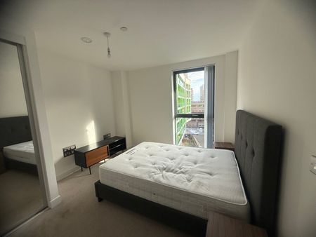 Alpini Road, London - Photo 5