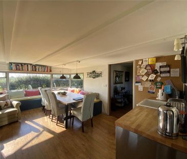 2 bedroom detached house to rent - Photo 5