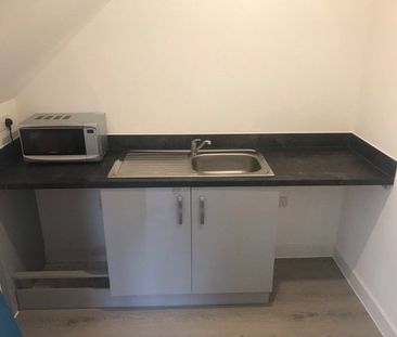 Regent Street, Ellesmere Port - Photo 1