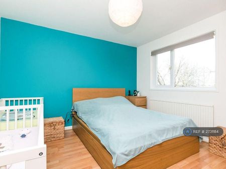 3 bedroom terraced house to rent - Photo 5