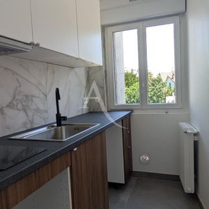 Location Appartement 2 pièces 35m² - Photo 2