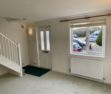 2 bedroom semi-detached house to rent - Photo 2