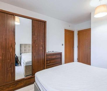 Erebus Drive, Woolwich, SE28 - Photo 5