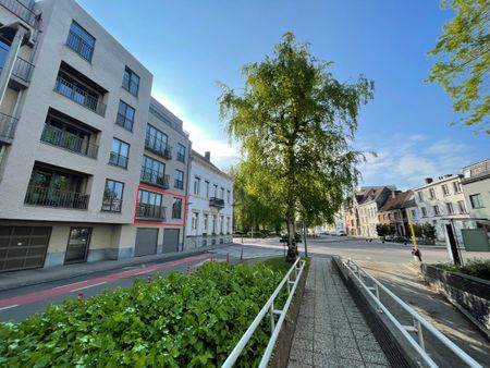GEZELLIG APPARTEMENT TE HUUR IN HARTJE KORTRIJK - Photo 2