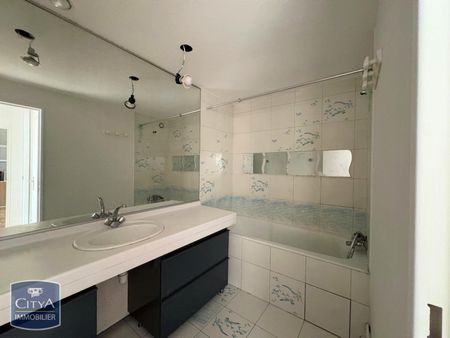 Location Appartement 2 pièces 49m² MARSEILLE 6ème - Photo 3