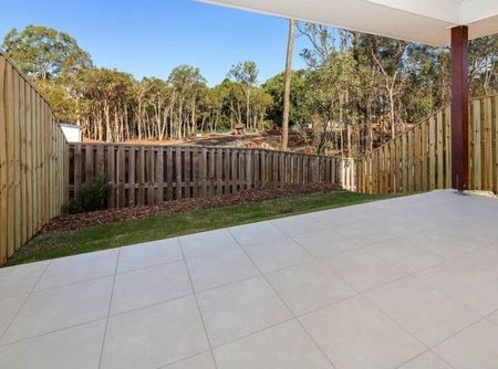 STYLISH 2 BEDROOM DUPLEX in the heart of Dakabin - Photo 2