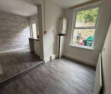 Abergele Road, Colayn Bay, Colwyn Bay, LL29 - Photo 4