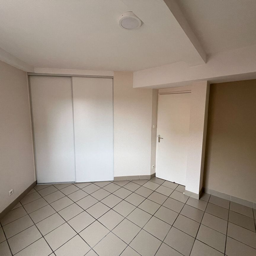 Location Appartement 3 pièces 69m² - Photo 1