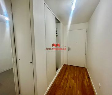 Location Appartement 1 pièce 27m² - Photo 3
