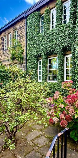 3 bedroom terraced house to rent - Photo 1