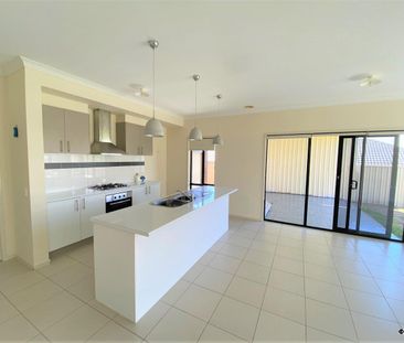 4 Bedroom Whitebox Rise Estate - Photo 6