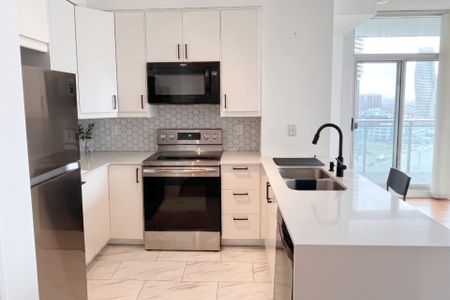 For Lease - 220 Burnhamthorpe Road Unit# 1602, Mississauga, Ontario - Photo 3