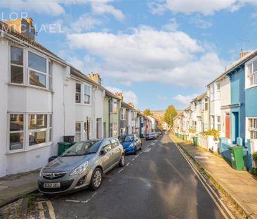 4 bedroom terraced house to rent - Photo 2