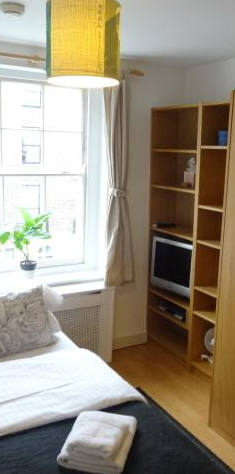 Studio to rent - Photo 1