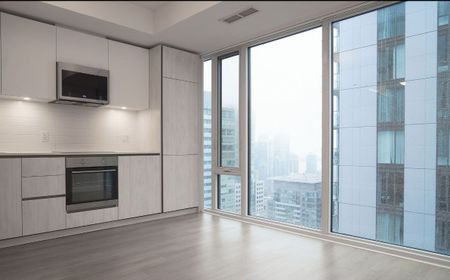 For Lease - 28 Widmer Street Unit# 3521, Toronto, Ontario - Photo 4