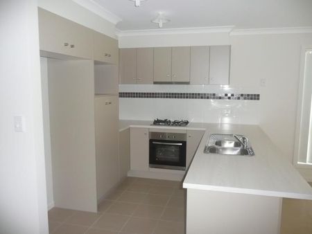 6 Pleasant Drive, Redbank Plains QLD 4301 - House For Rent | Domain - Photo 2