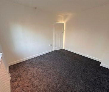 3 bedroom House To Let - Photo 4