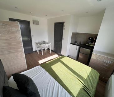 Studio Flat, Mitcham Lane, SW16 - Photo 3