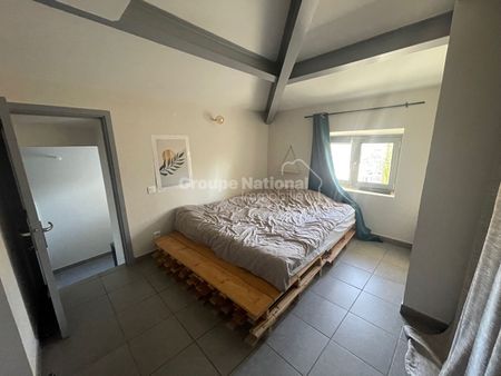 PERNES APPARTEMENT T2 NON MEUBLE PERNES LES FONTAINE AVEC PARKING, - Photo 2