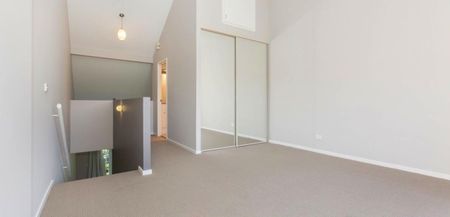 18 Bluebell St, O'Connor ACT 2602 - Townhouse For Rent | Domain - Photo 4