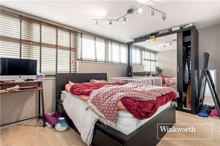 Renfrew Road, London, Uk, SE11 - Photo 4