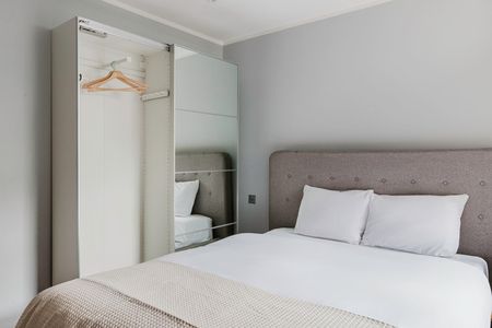 Thayer Street - Photo 5