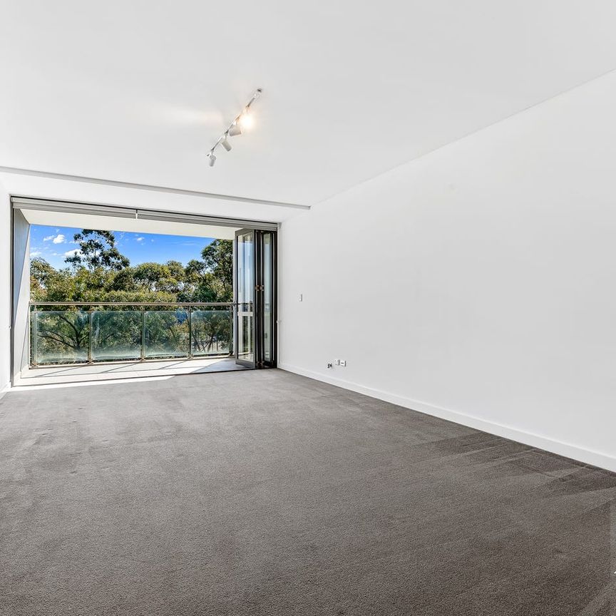 Quality Apartment with Two Secure Parking Spaces & Large Storage Cage - Photo 1