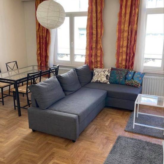 Appartement te huur - Photo 1