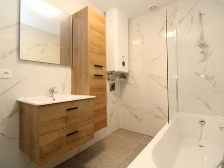 Vanderkindere - Appartement 2ch de +/- 80m² entièrement rénové - Uccle - Photo 5