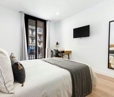 Carrer d'Aragó, Barcelona, Catalonia 08007 - Photo 2