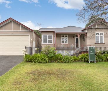 Prime Location 3-Bedroom Family Residence - Photo 1