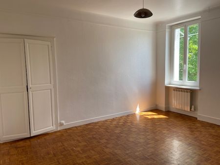 Location Appartement 4 pièces 76m² - Photo 5