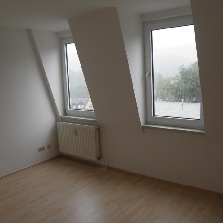 Neu renovierte 2-Raum-Wohnung im Zentrum von Zschopau zur Vermietung - Photo 1