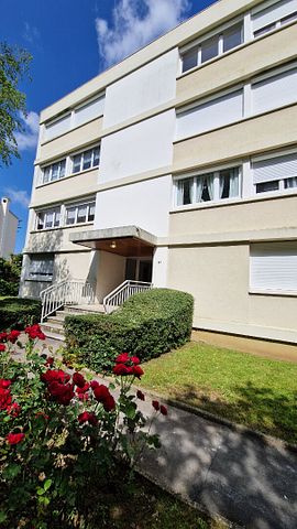 Location Appartement BIHOREL - Photo 2