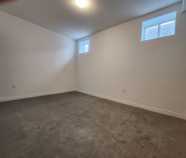 For Lease - 48 Betteridge Trail Unit# Lower, Barrie, Ontario - Photo 5