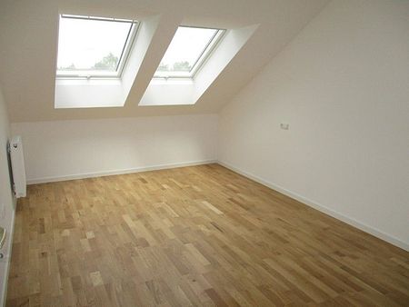 Über den Dächern von Regensburg! Schicke & helle 2,5-Zimmerwohnung mit Balkon - Foto 4